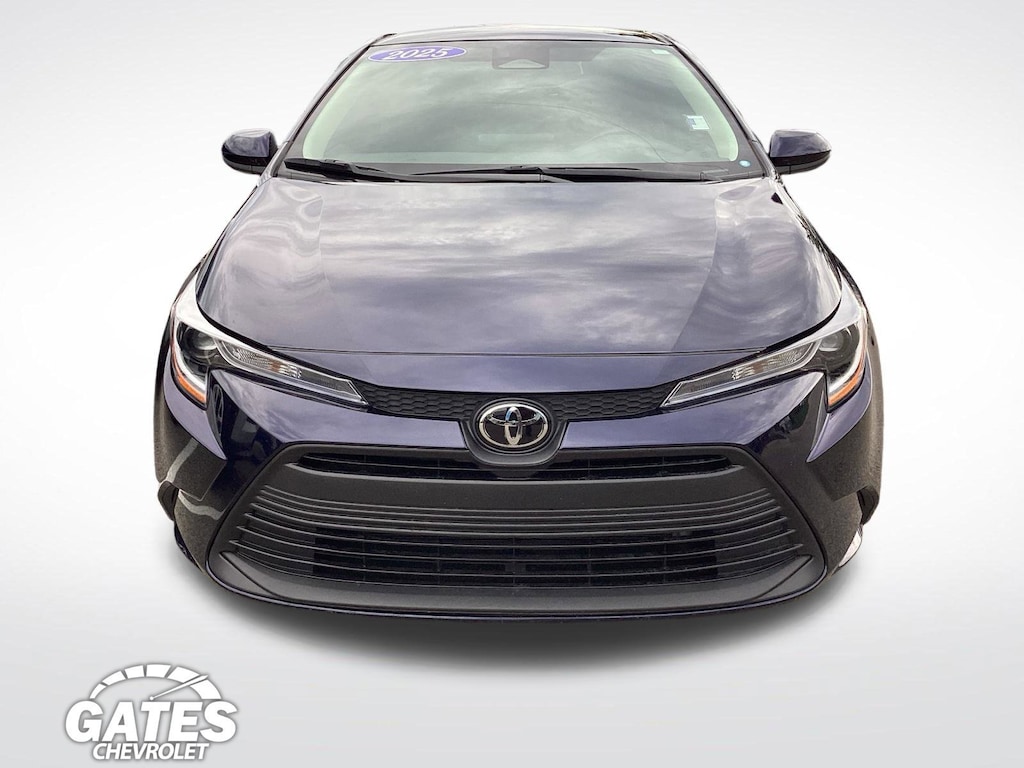 Used 2025 Toyota Corolla LE