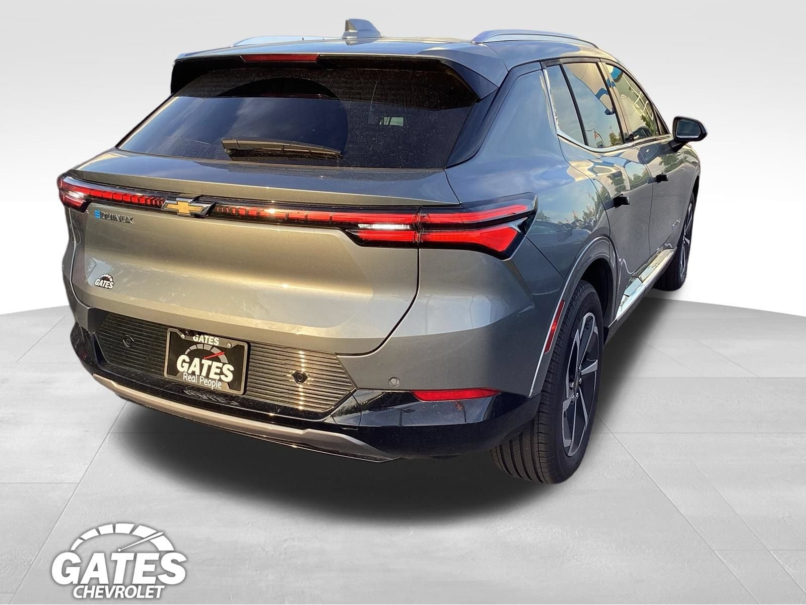2025 Chevrolet Equinox EV 1LT - Photo 4