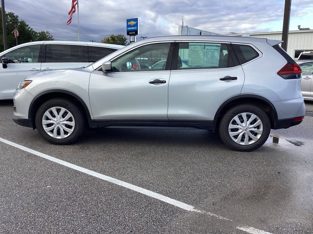 Used 2018 Nissan Rogue S SUV