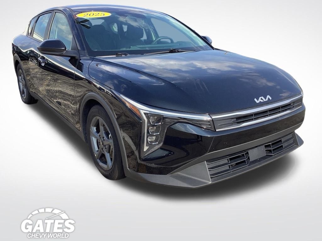 Used 2025 Kia K4 LXS Sedan