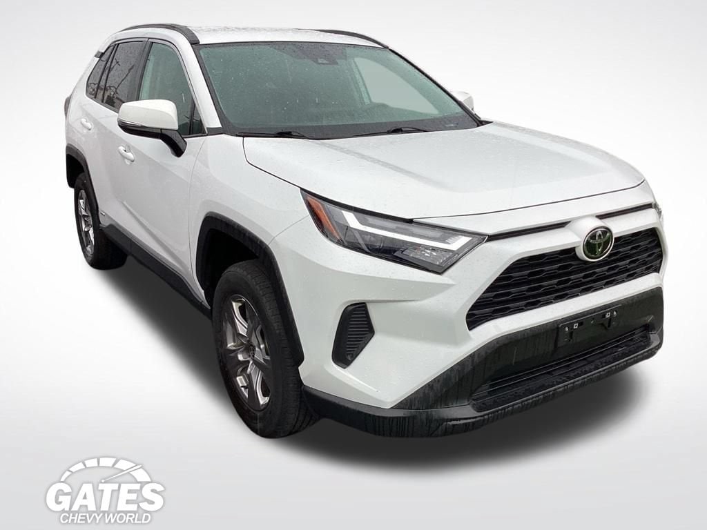 Used 2025 Toyota RAV4 Hybrid XLE SUV