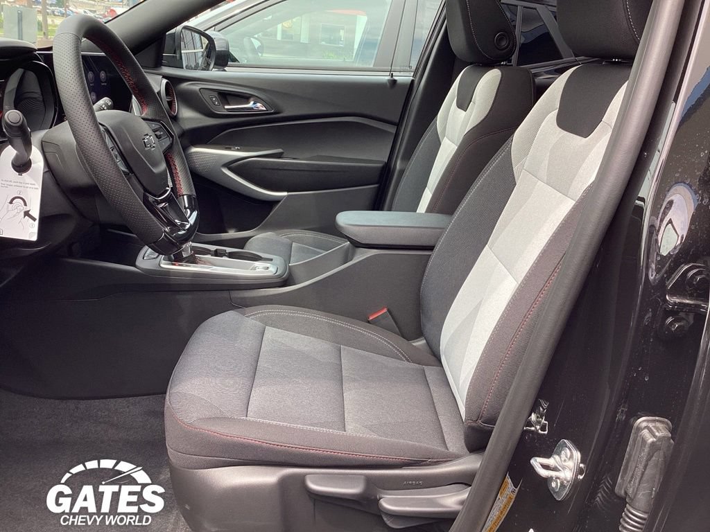 2026 Chevrolet Trax RS - Photo 5