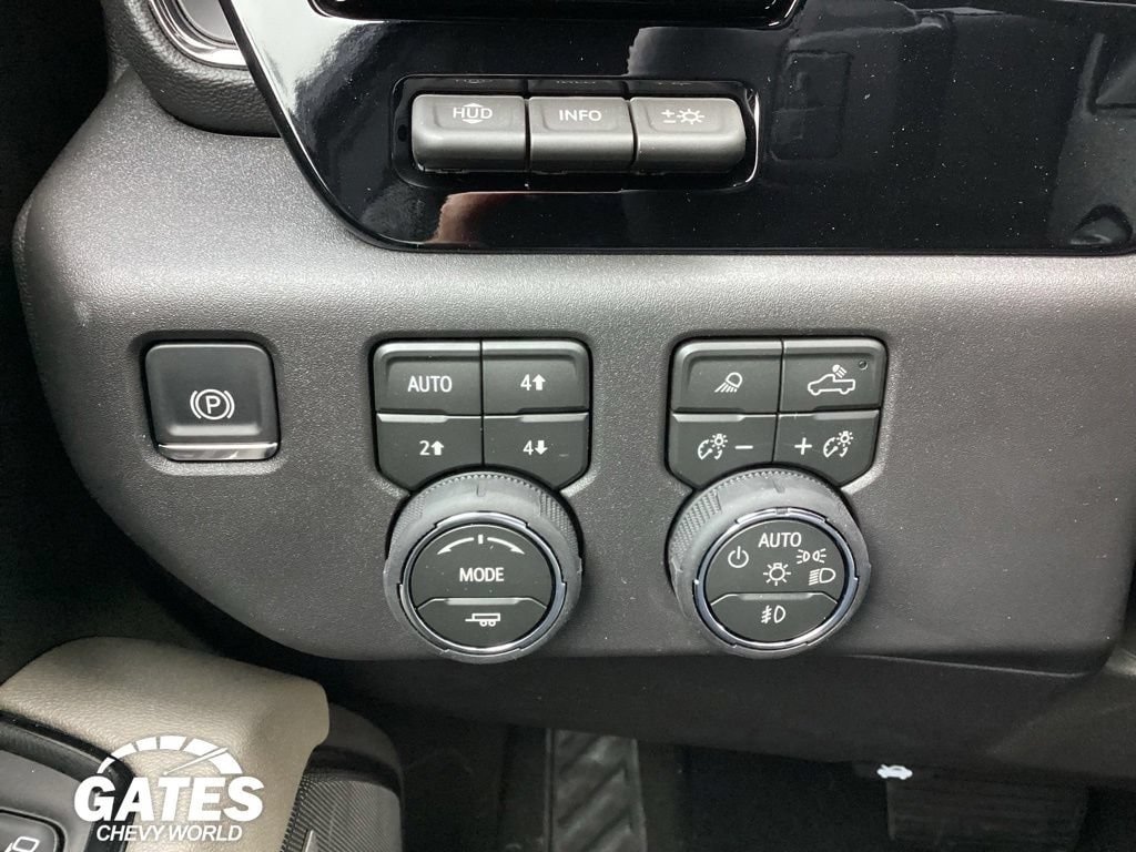 2026 Chevrolet Silverado 1500 ZR2 - Photo 13