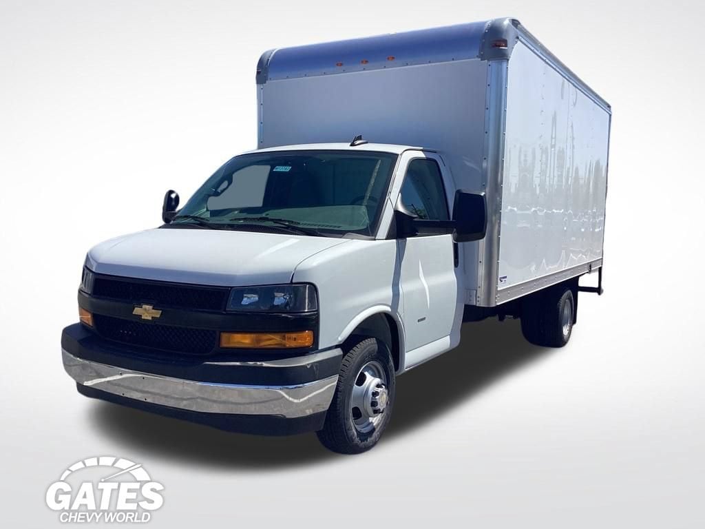New 2026 Chevrolet Express Cutaway 3500 1WT Cutaway Van