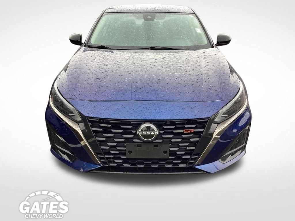 Used 2024 Nissan Altima 2.5 SR Sedan