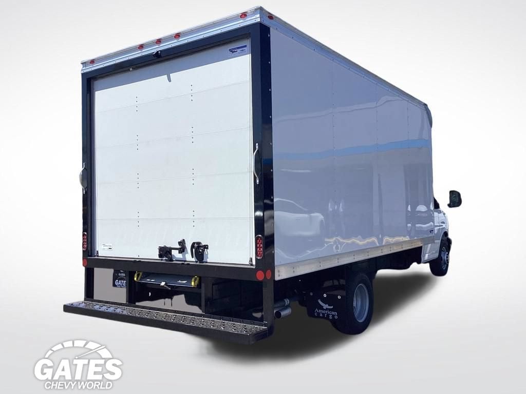 New 2026 Chevrolet Express Cutaway 3500 1WT Cutaway Van