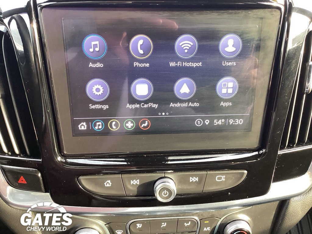 Used 2023 Chevrolet Traverse LT Cloth SUV