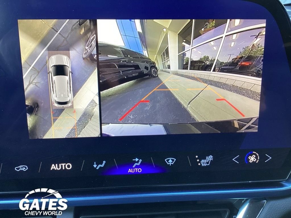 2025 Chevrolet Equinox EV 1LT - Photo 9