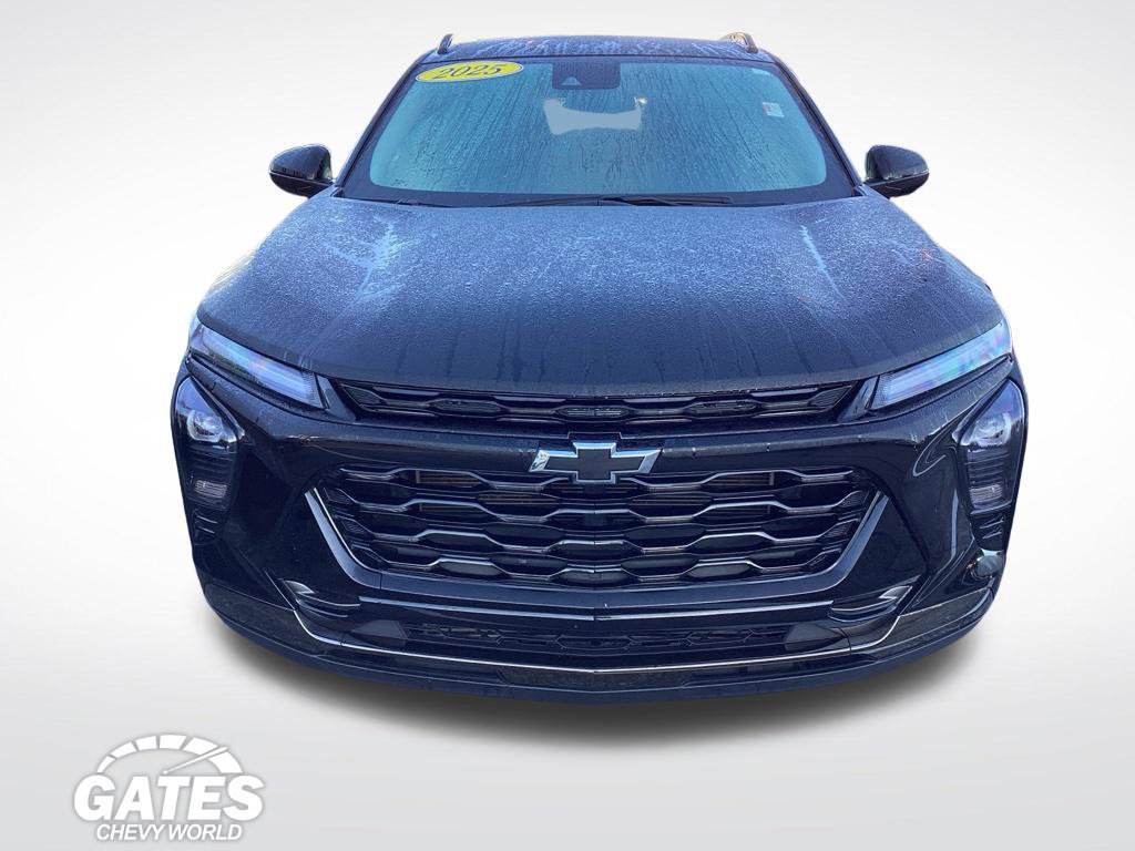 Used 2025 Chevrolet Trax Activ SUV