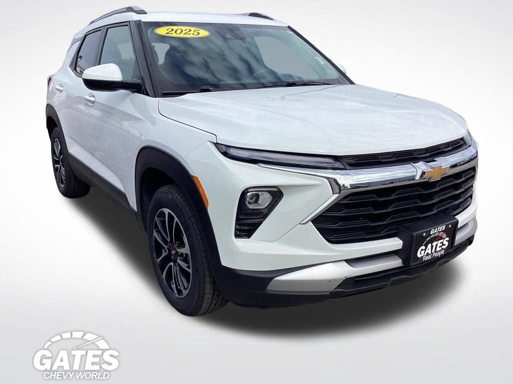 Used 2025 Chevrolet Trailblazer LT SUV