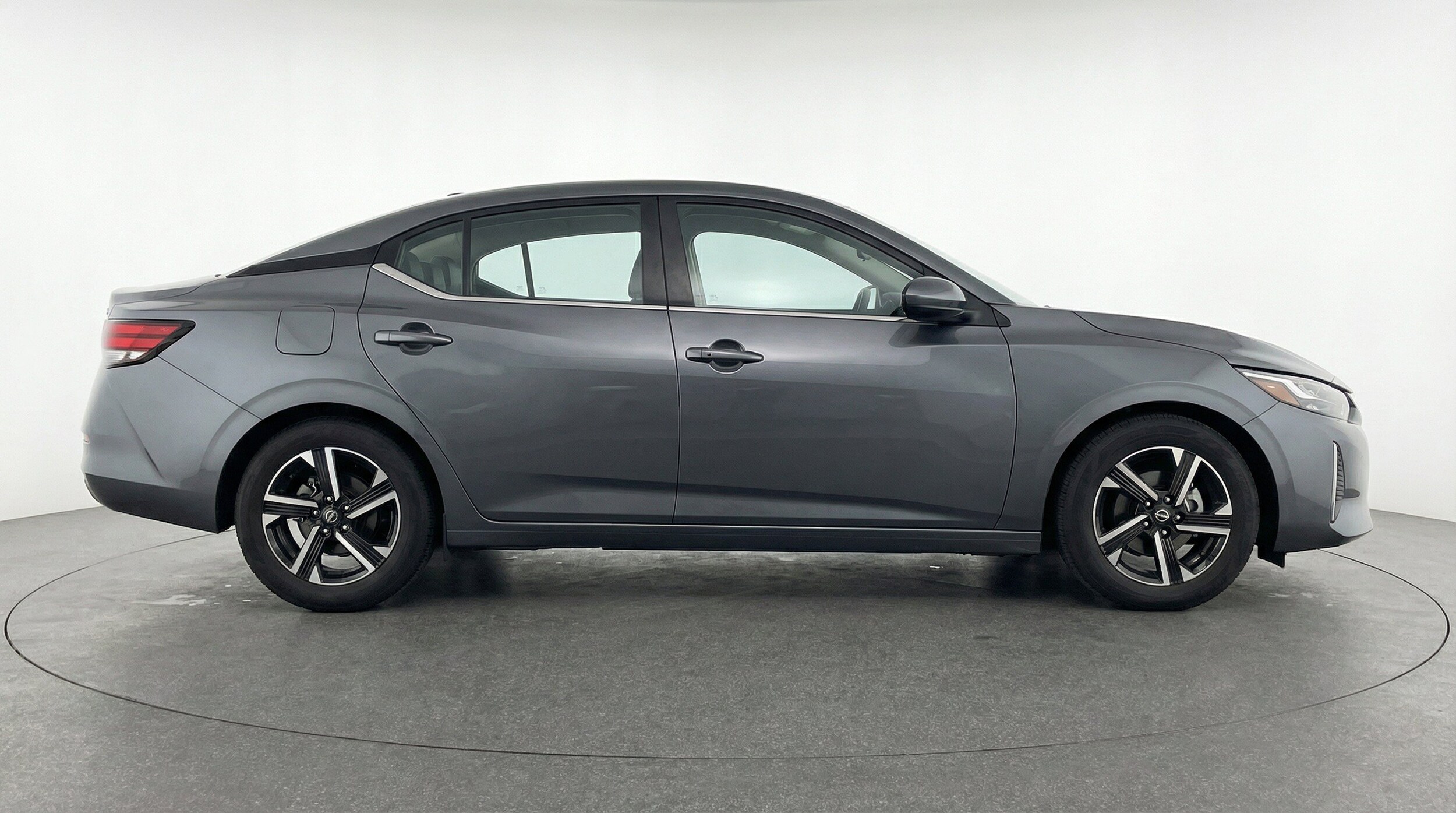 Thumbnail: 2025 Nissan Sentra - 10