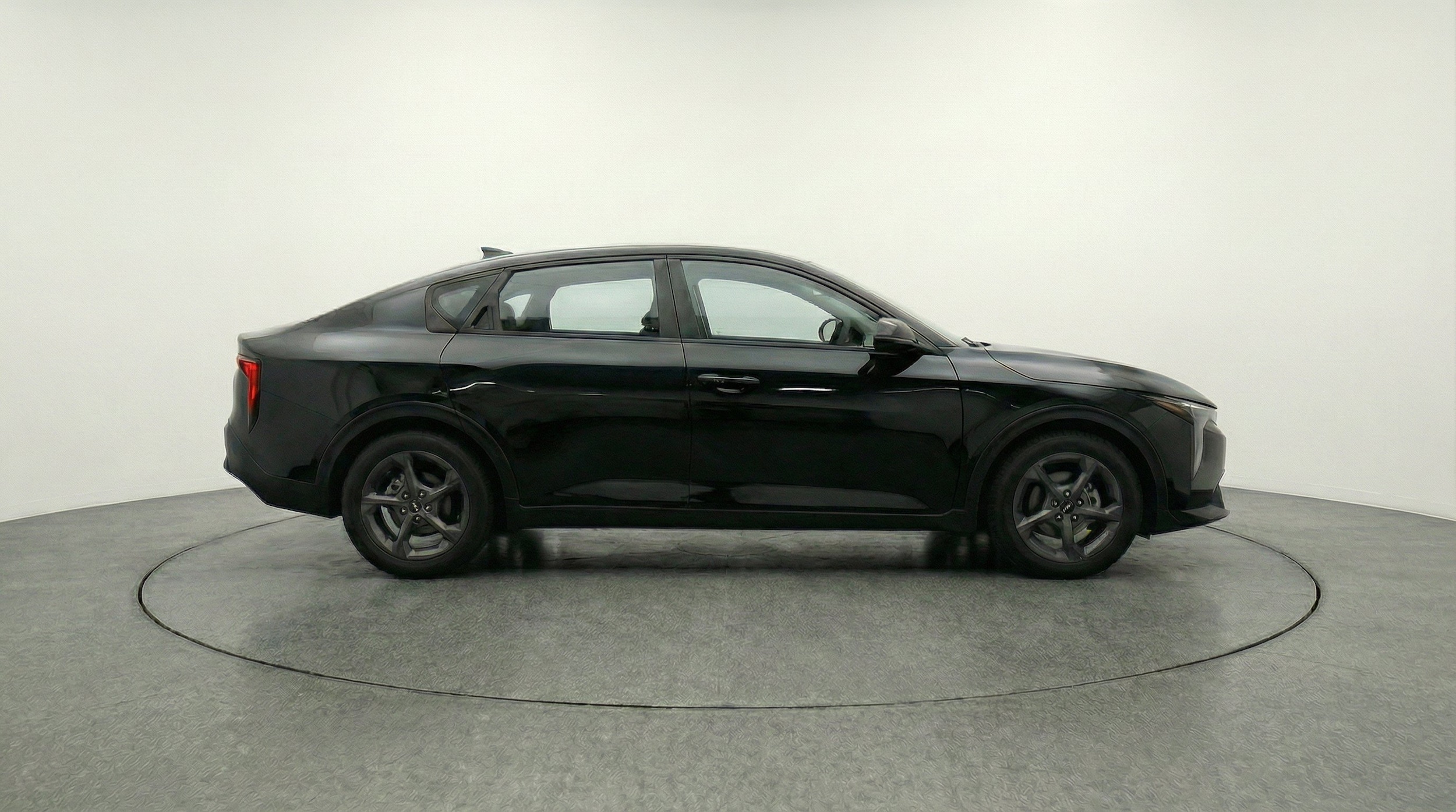 Thumbnail: 2025 Kia K4 - 10