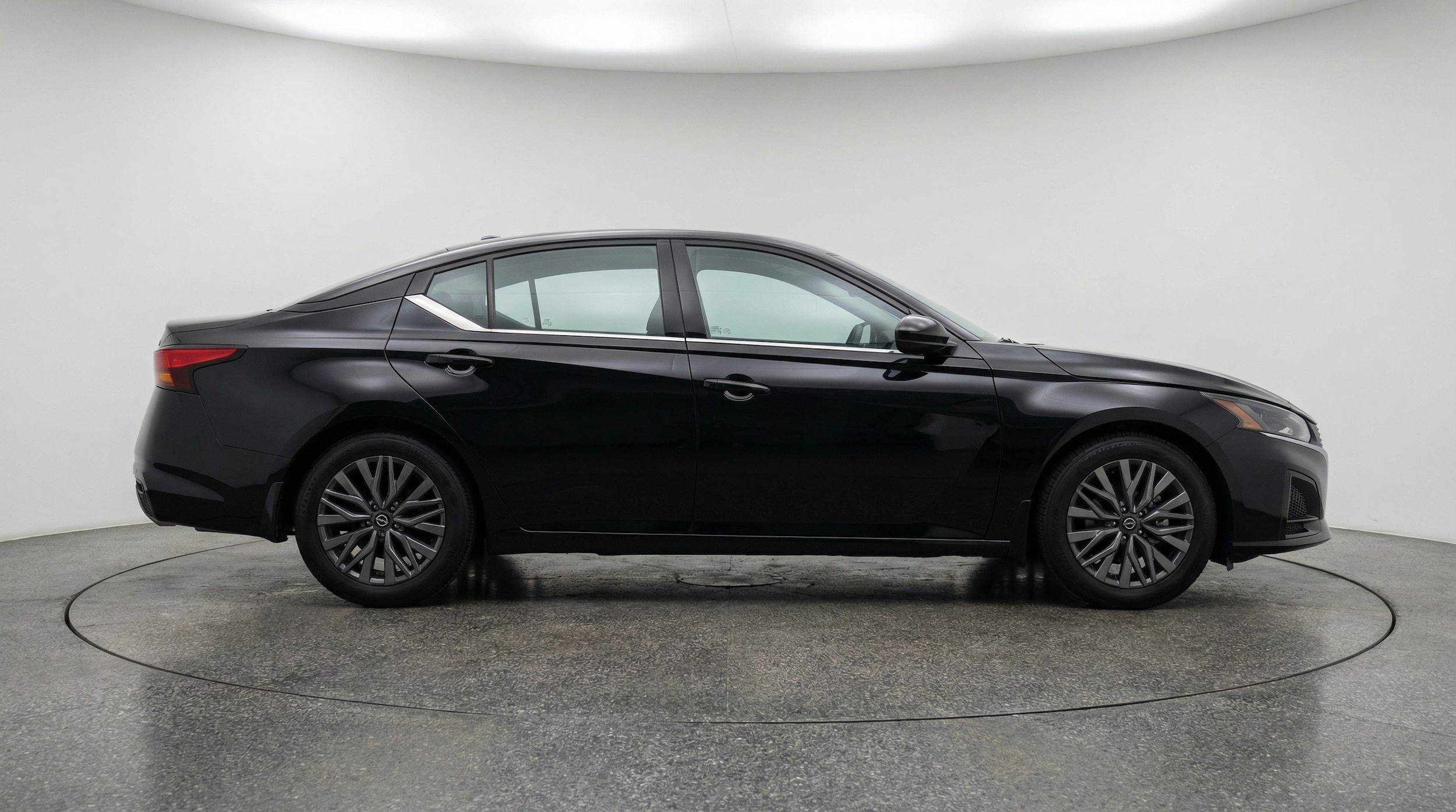 Thumbnail: 2026 Nissan Altima - 10