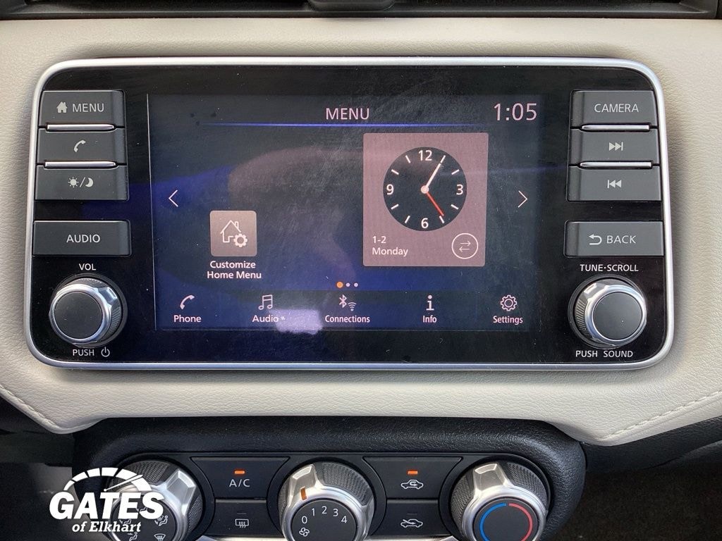 Used 2022 Nissan Versa 1.6 SV Sedan