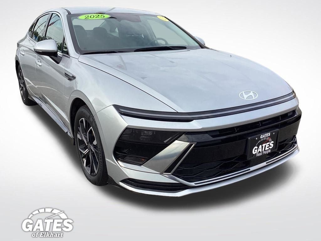 Used 2025 Hyundai Sonata SEL Sedan