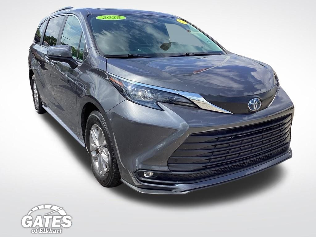 Used 2025 Toyota Sienna XLE 8 Passenger Minivan/Van