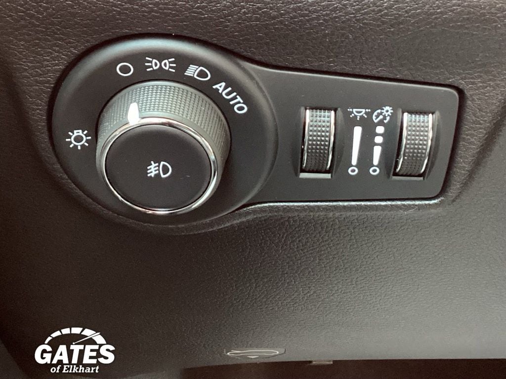 2024 Jeep Compass Latitude - Photo 25