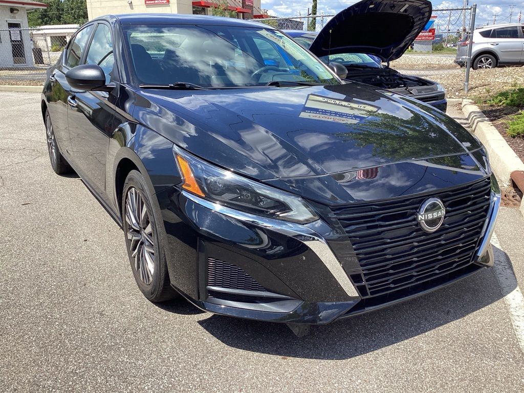 2024 Nissan Altima SV