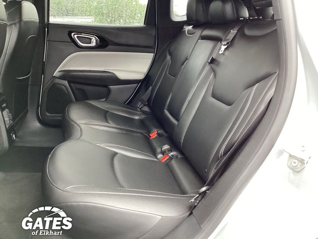 2025 Jeep Compass Limited - Photo 17