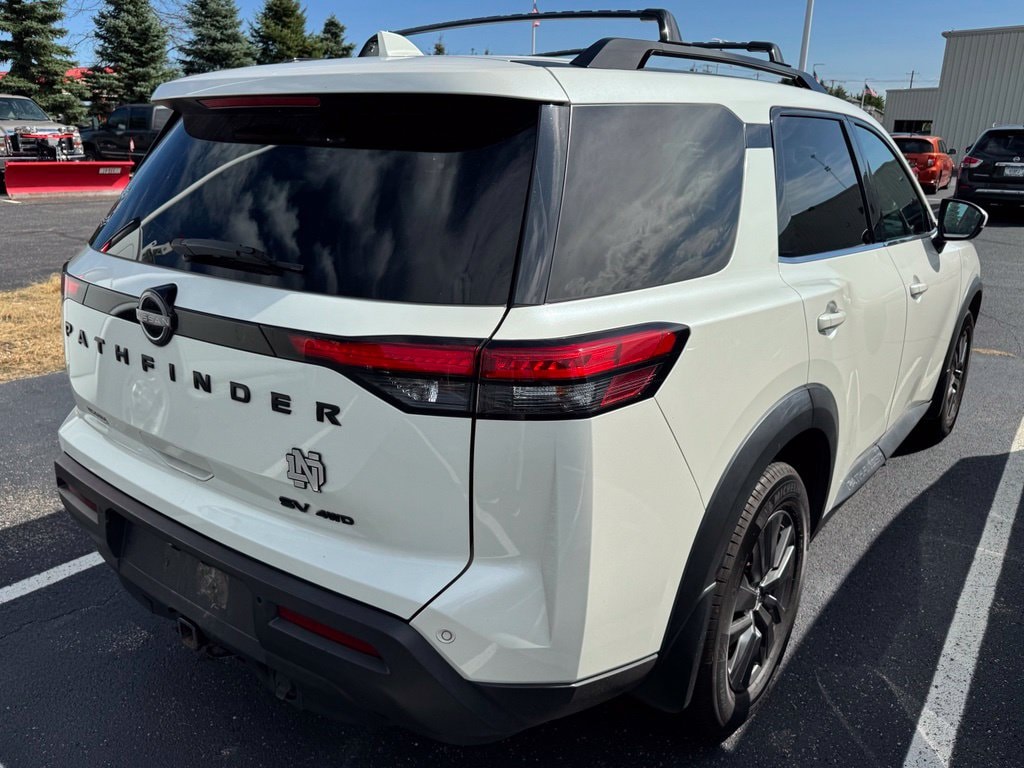 Used 2022 Nissan Pathfinder SV SUV