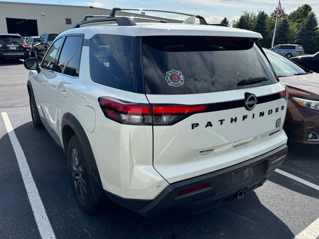 Used 2022 Nissan Pathfinder SV SUV