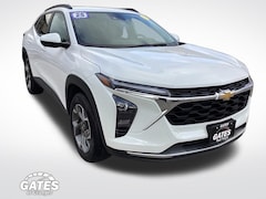 2025 Chevrolet Trax LT SUV