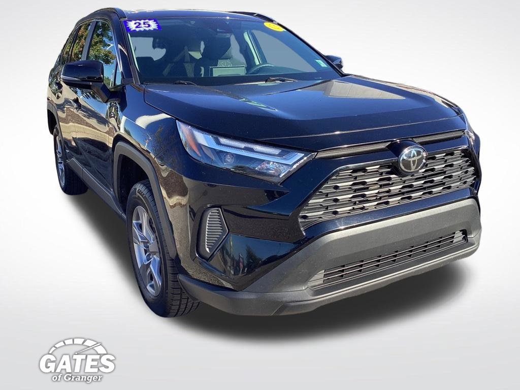 Used 2025 Toyota RAV4 Hybrid XLE SUV