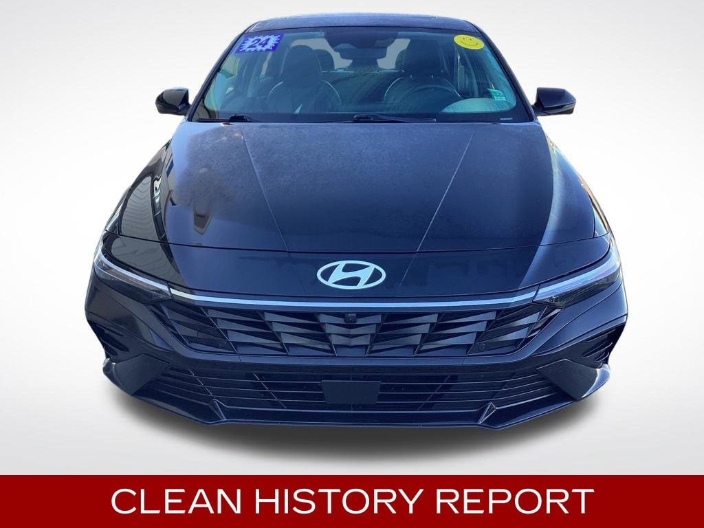 Used 2024 Hyundai Elantra Limited Sedan