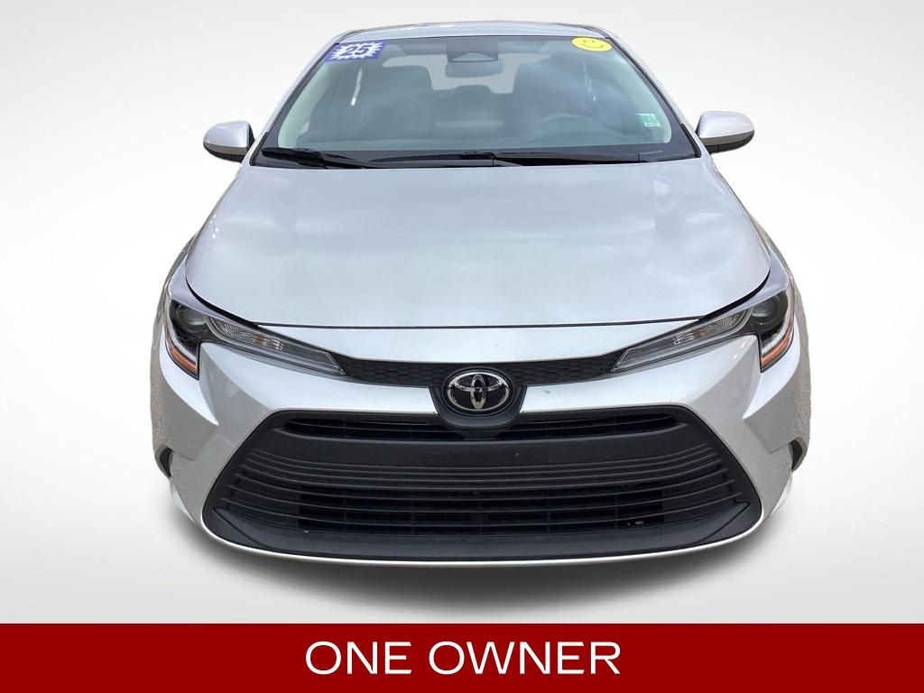 Used 2025 Toyota Corolla LE Sedan