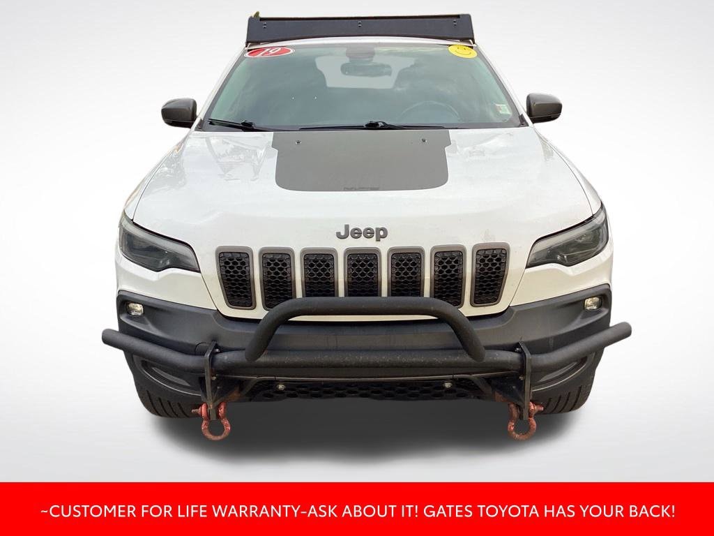 Used 2019 Jeep Cherokee Trailhawk Elite with VIN 1C4PJMBN8KD274439 for sale in South Bend, IN