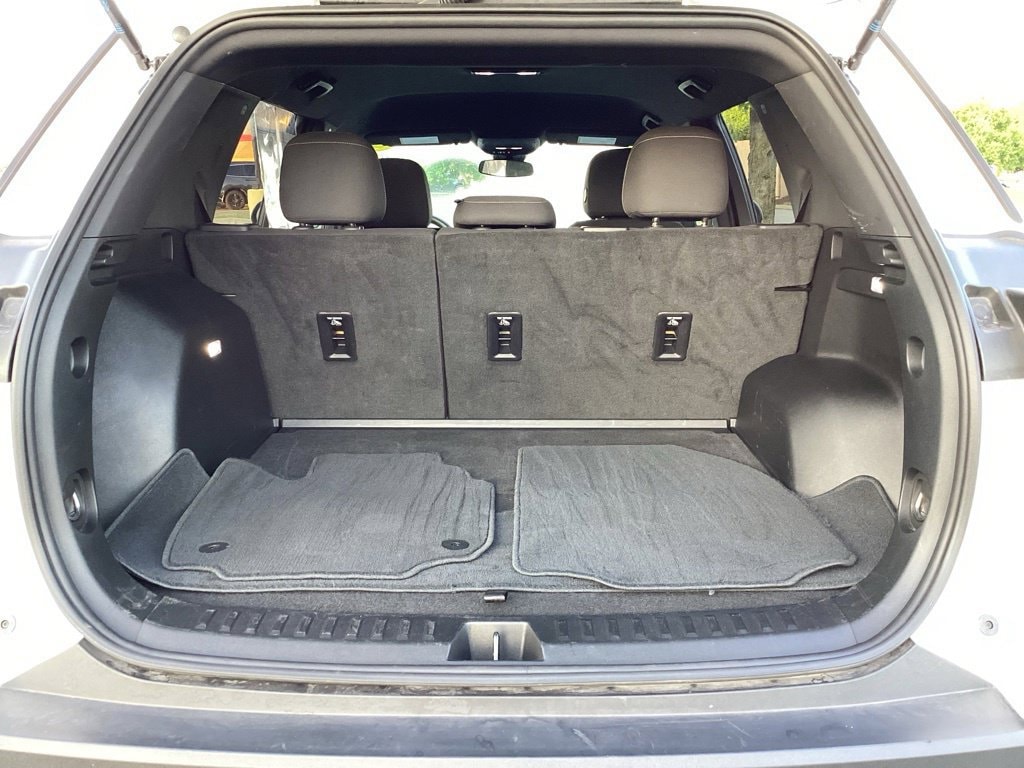 2025 Chevrolet Equinox LT - Photo 12