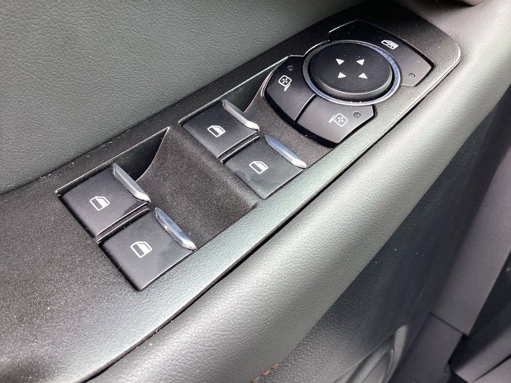 2025 Ford Explorer Active - Photo 24