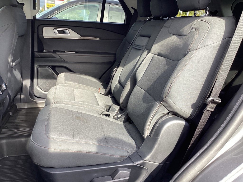 2025 Ford Explorer Active - Photo 13