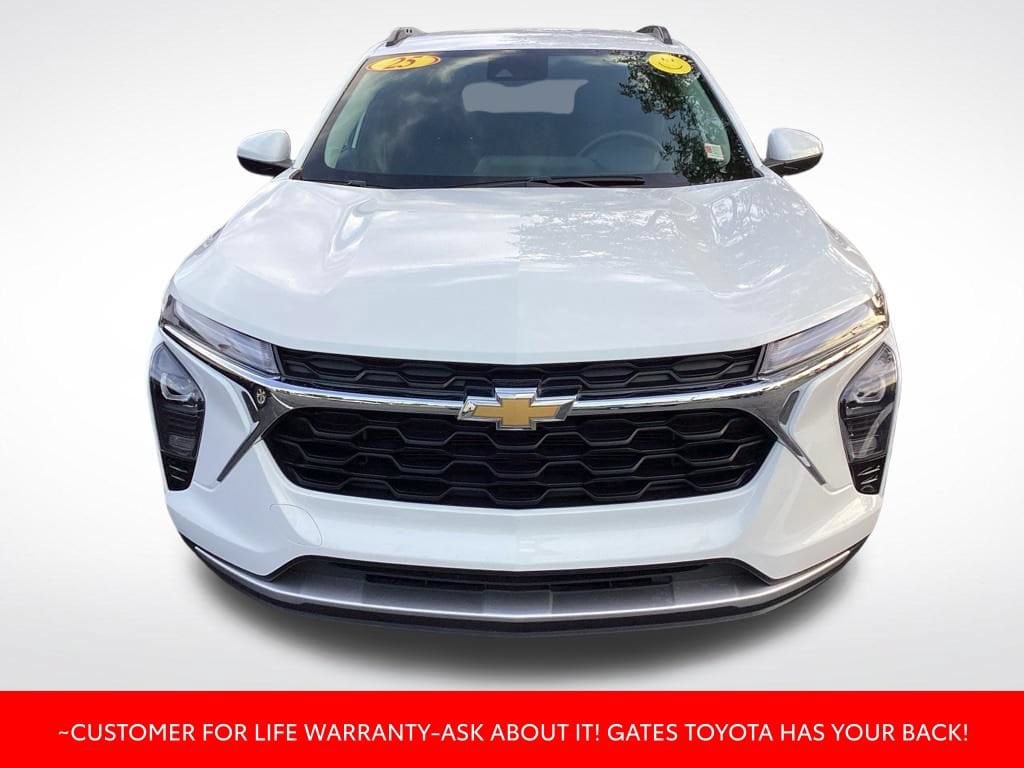 Used 2025 Chevrolet Trax LT Sport Utility