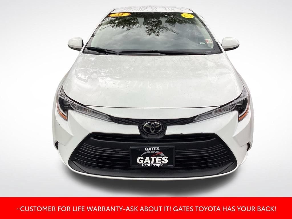 Used 2025 Toyota Corolla LE Sedan