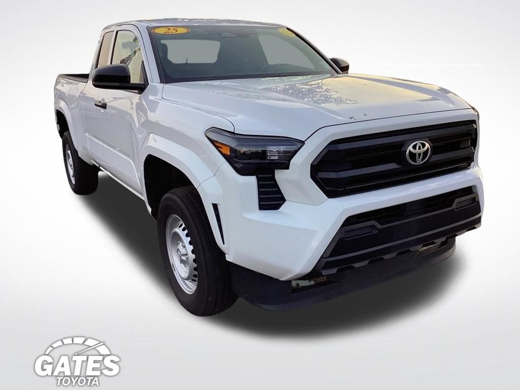 Used 2025 Toyota Tacoma SR Truck
