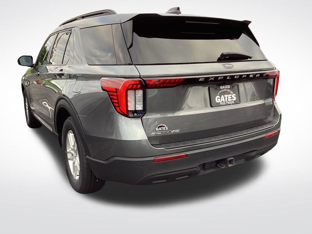 2025 Ford Explorer Active - Photo 4