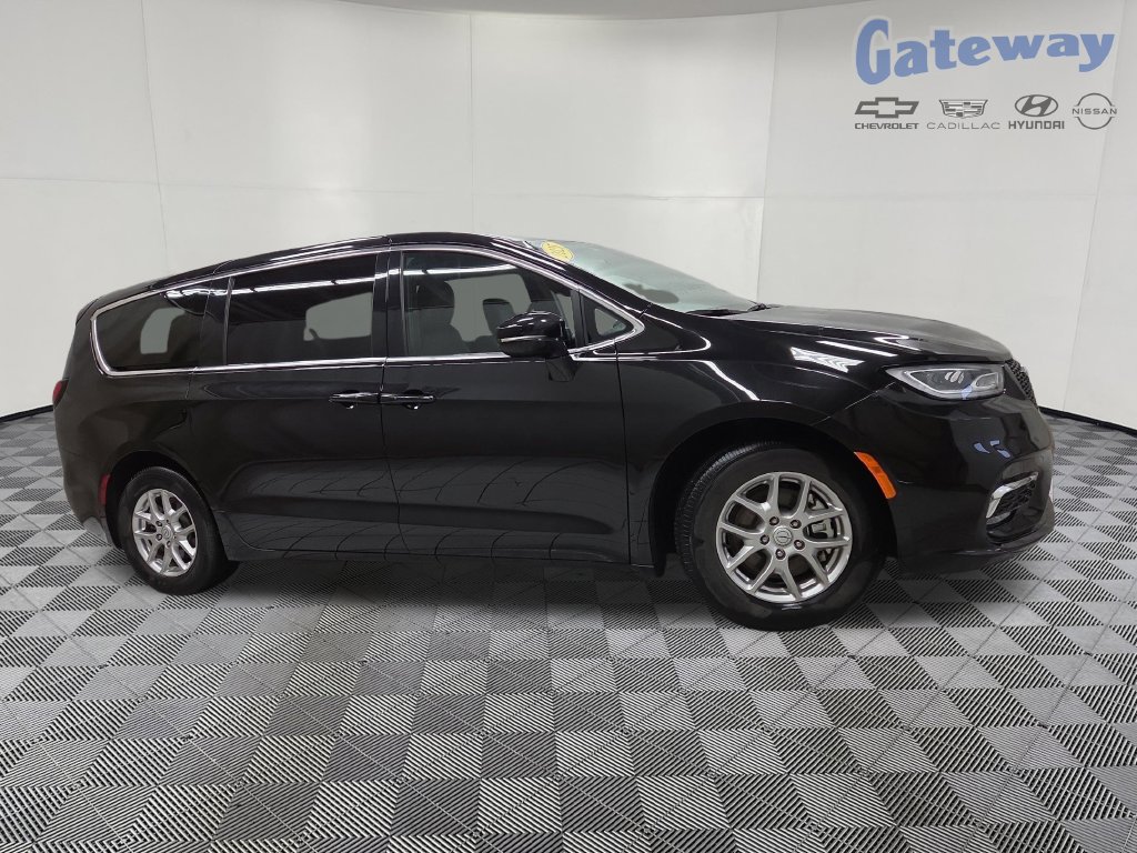 2025 Chrysler Pacifica