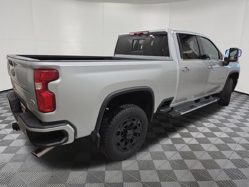 Used 2023 Chevrolet Silverado 3500HD High Country Truck