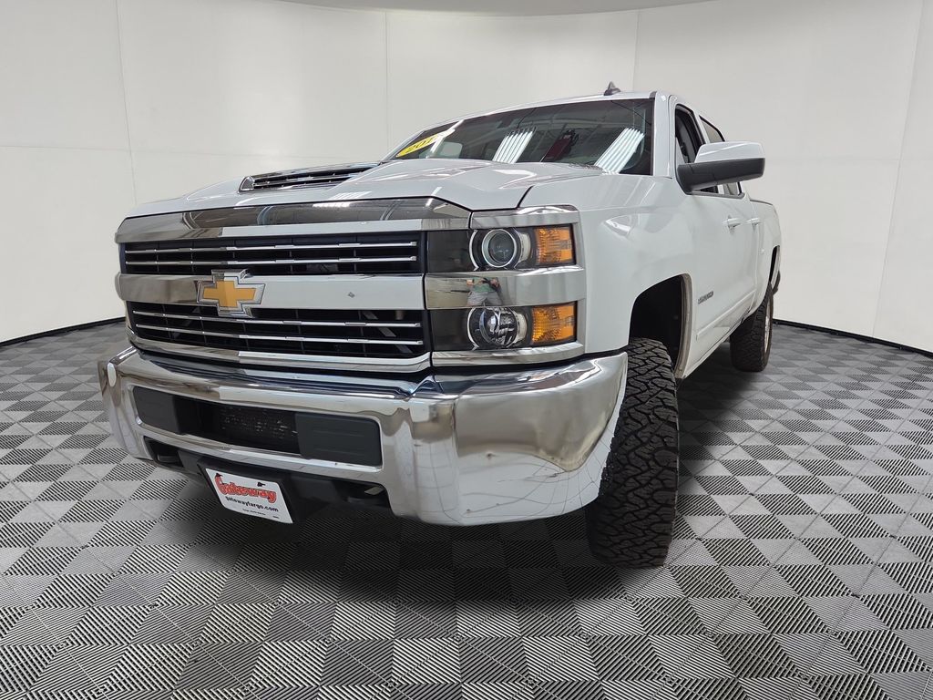 2018 Chevrolet Silverado 2500HD LT - Photo 7