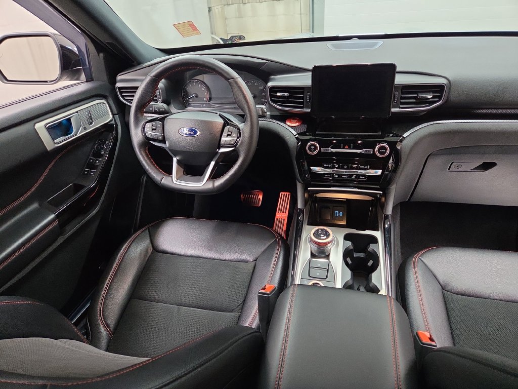 2023 Ford Explorer ST Line - Photo 13