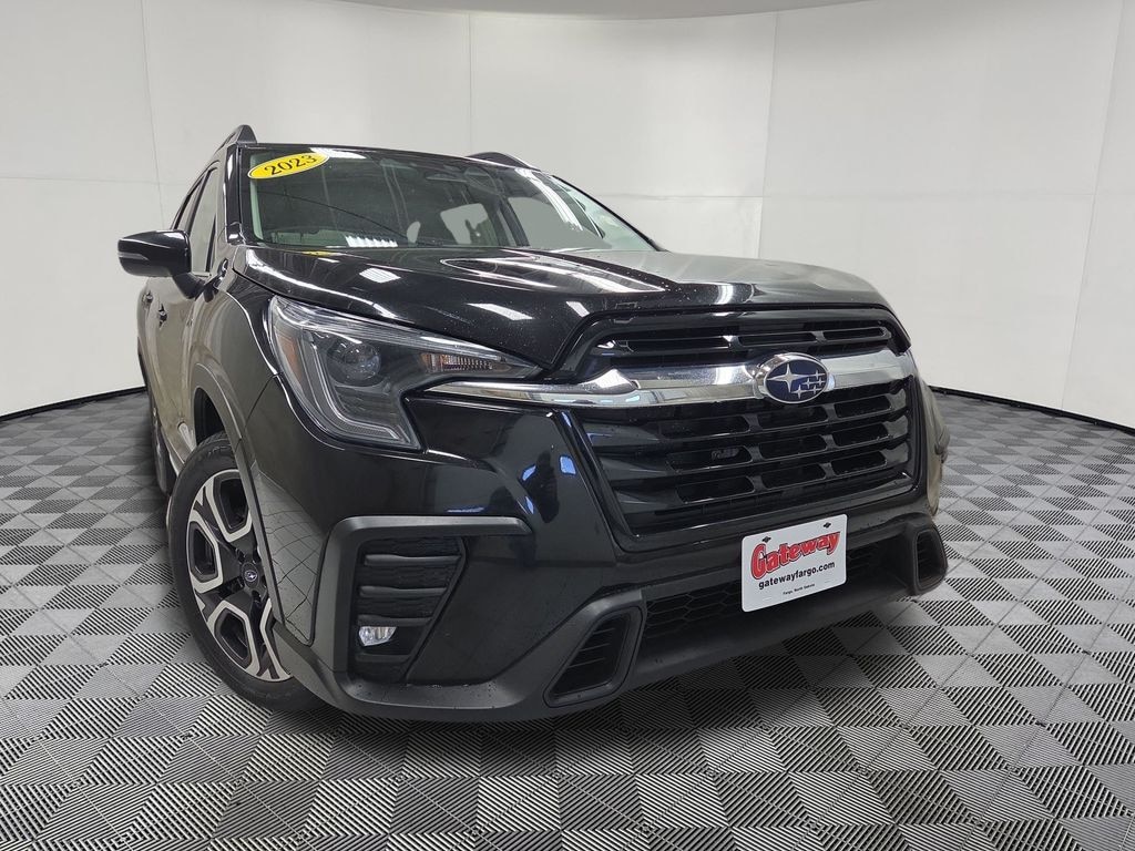 Used 2023 Subaru Ascent Limited SUV