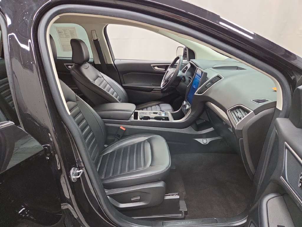 2023 Ford Edge SEL - Photo 11