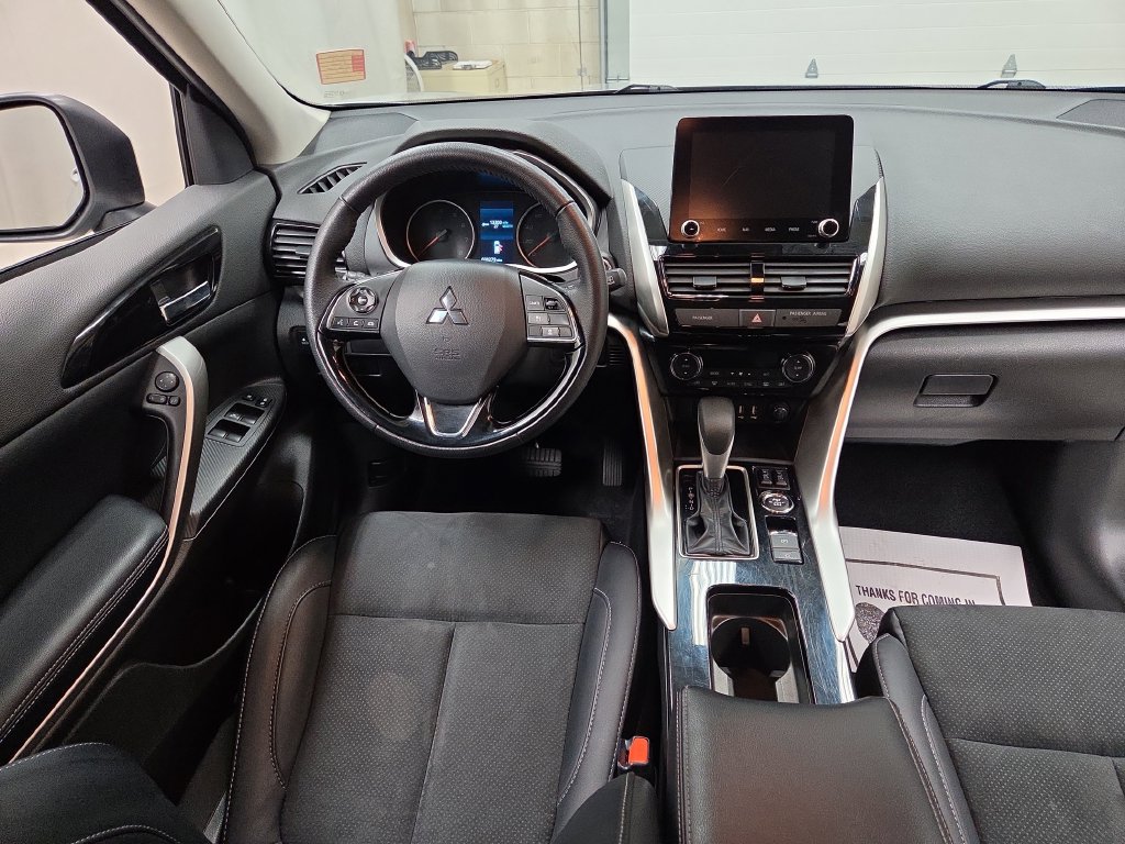 2025 Mitsubishi Eclipse Cross SE - Photo 12
