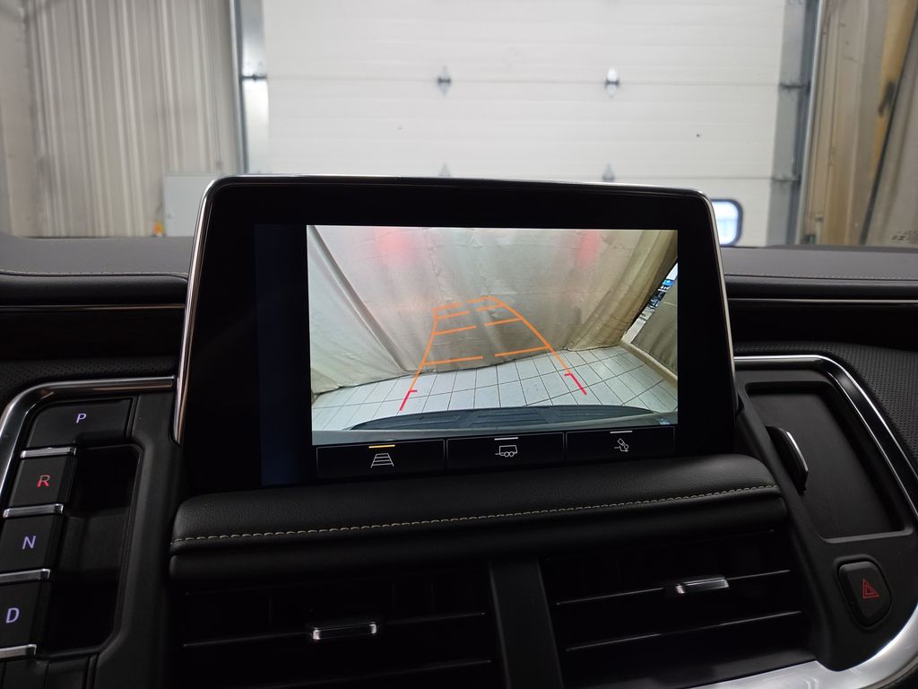 2024 Chevrolet Suburban Premier - Photo 25