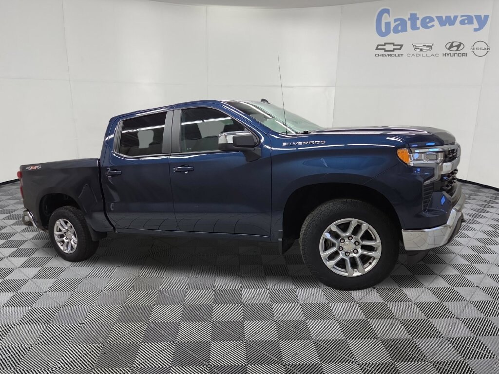 Used 2023 Chevrolet Silverado 1500 LT Truck Crew Cab