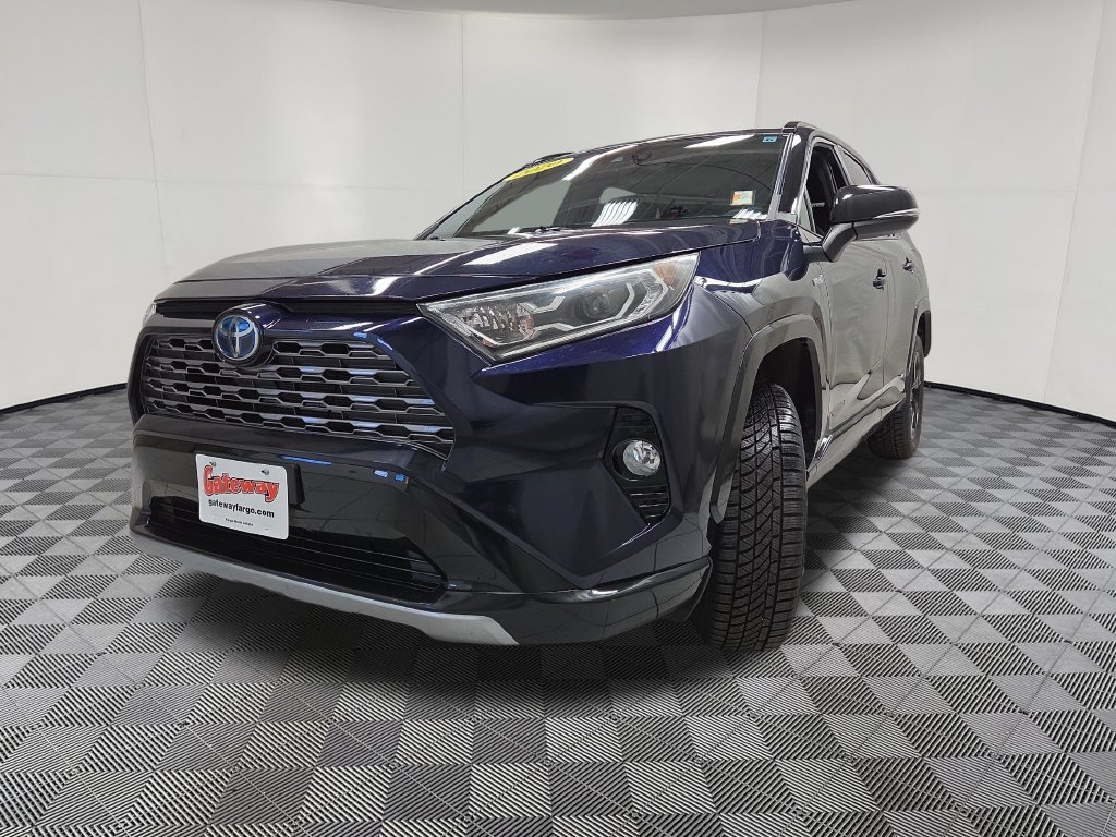 2020 Toyota RAV4 XSE - Photo 7