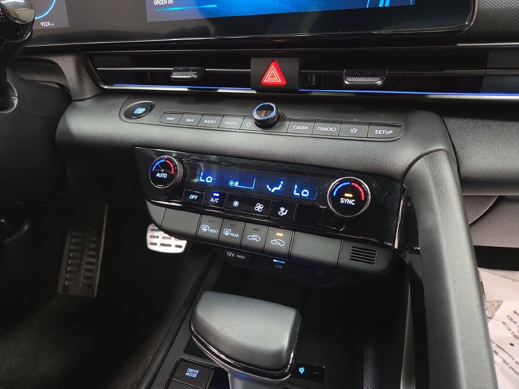 2025 Hyundai Elantra Blue - Photo 15