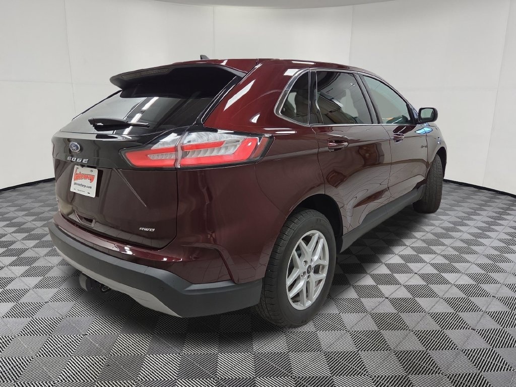 Used 2024 Ford Edge SEL SUV