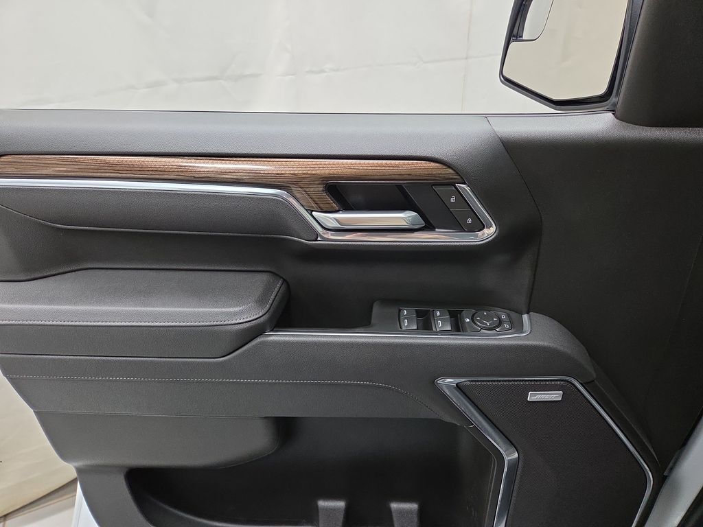 2025 Chevrolet Silverado 1500 LT Trail Boss - Photo 20
